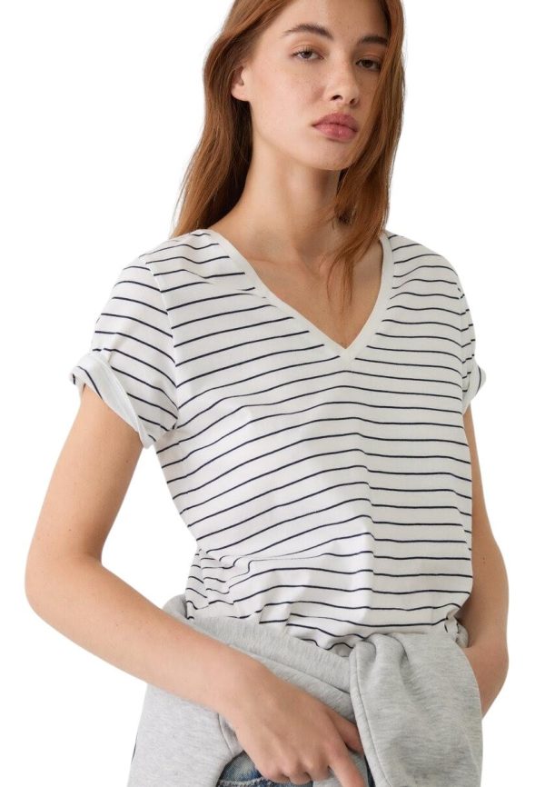Camiseta cuello pico rayas